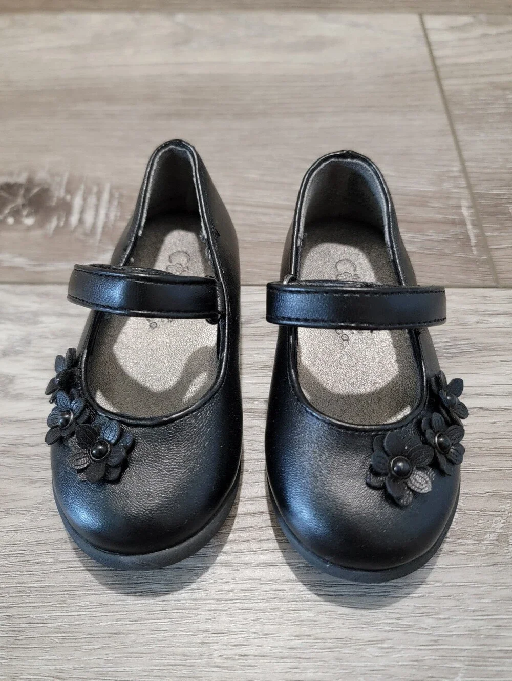 Cupcake Couture Black Girls' Mary Jane Dress Shoes with Floral Trim (Sz 5)